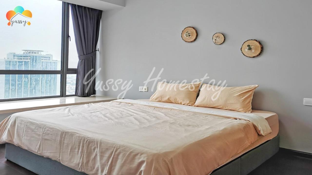 Yussy 2 Bedrooms Condo At R&F Princess Cove جوهر بهرو المظهر الخارجي الصورة