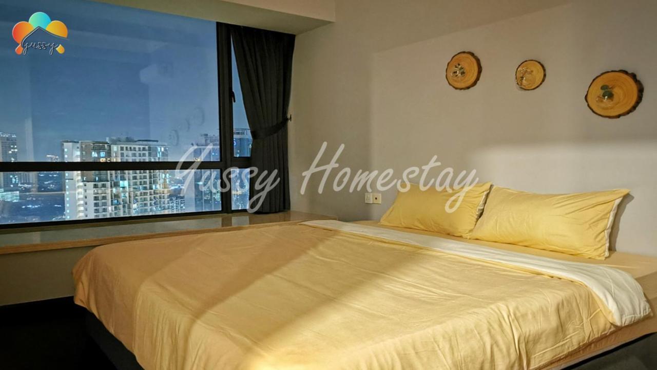 Yussy 2 Bedrooms Condo At R&F Princess Cove جوهر بهرو المظهر الخارجي الصورة