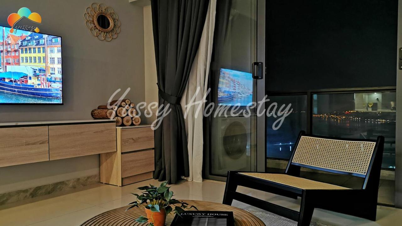 Yussy 2 Bedrooms Condo At R&F Princess Cove جوهر بهرو المظهر الخارجي الصورة