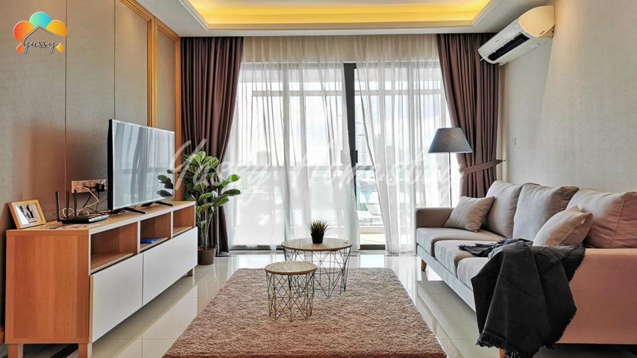 Yussy 2 Bedrooms Condo At R&F Princess Cove جوهر بهرو المظهر الخارجي الصورة