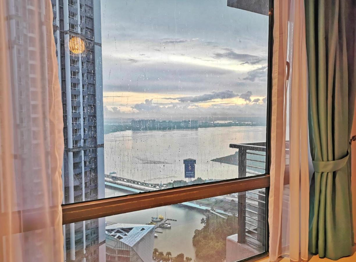 Yussy 2 Bedrooms Condo At R&F Princess Cove جوهر بهرو المظهر الخارجي الصورة