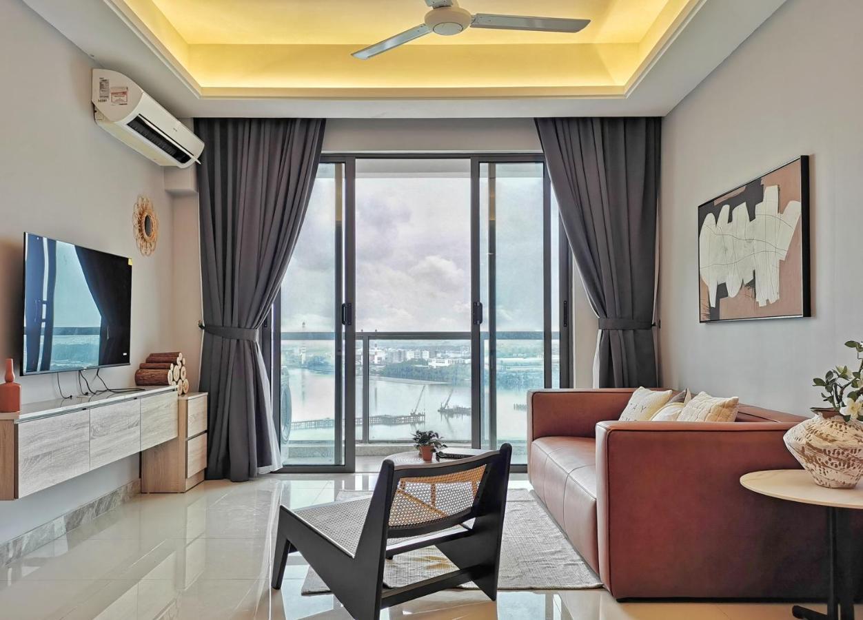 Yussy 2 Bedrooms Condo At R&F Princess Cove جوهر بهرو المظهر الخارجي الصورة