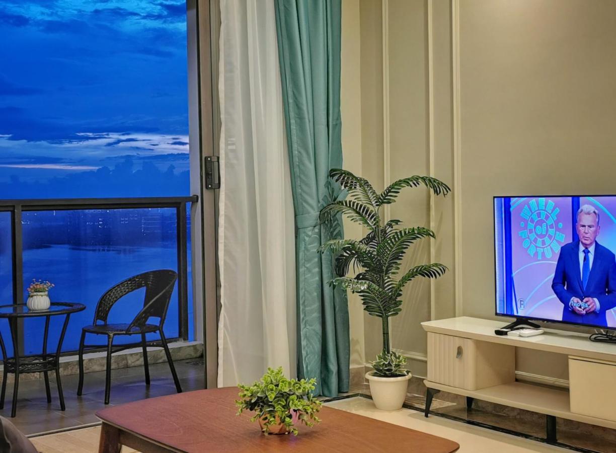Yussy 2 Bedrooms Condo At R&F Princess Cove جوهر بهرو المظهر الخارجي الصورة